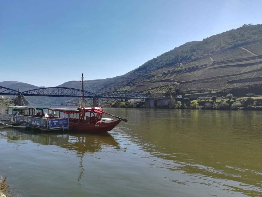 Private Tour: Douro Valley Wine and Food From Oporto - Journey to Pinhao