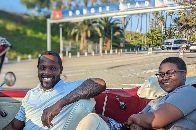 Private Tour Downtown to the Hollywood Sign in a 1965 Mustang - Who Will Love This Tour?