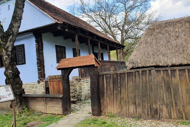 Private Tour Dracula Grave, Ceauescu Mansion and Village Museum - A Closer Look at the Itinerary