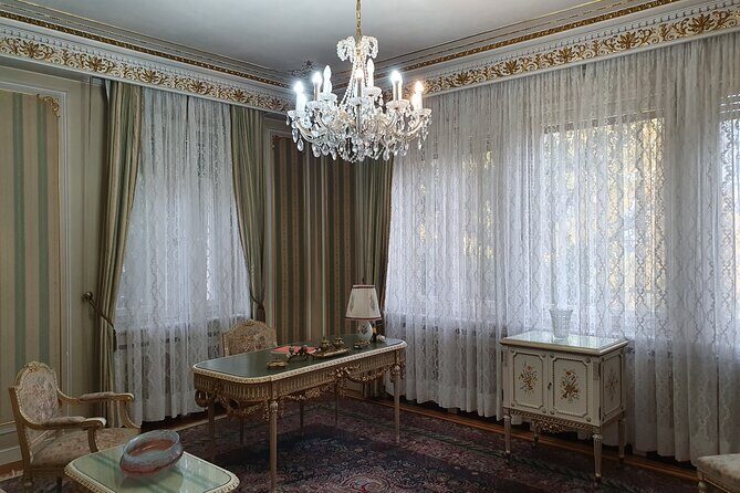 Private Tour Dracula Grave, Ceauescu Mansion and Village Museum - The Sum Up