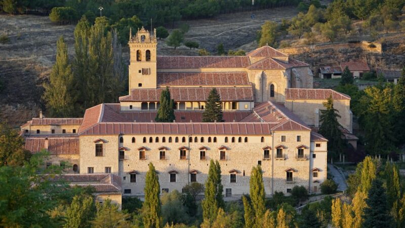 Private Tour Escorial& Segovia From Madrid With Hotel Pickup - Driver and Guide