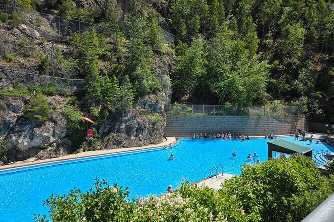 Private Tour Experience at Radium Hot Springs and Kootenay Park - Key Points  