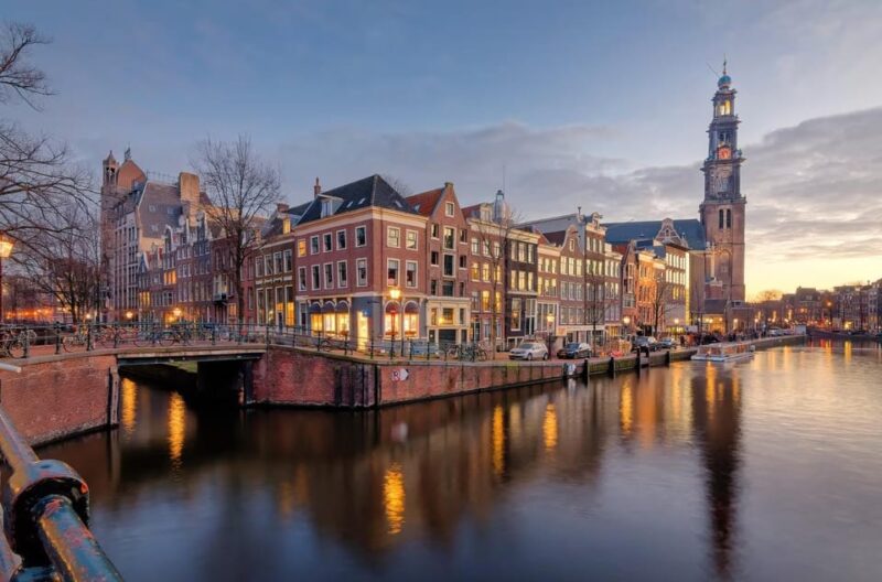 Private Tour: From Amsterdam to Windmills & Giethoorn - Key Highlights
