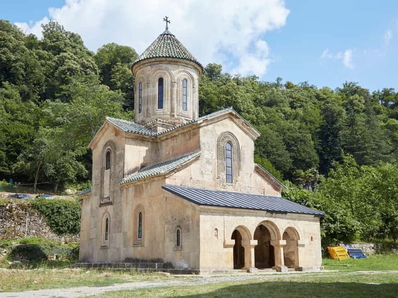 Private tour from KUTAISI: Bagrati, Gelati and Motsameta - An In-Depth Look at the Tour