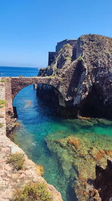 Private tour from Lisbon: to Peniche-Berlengas and back - Challenges and Considerations