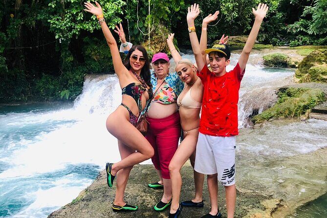 Private Tour from Montego Bay to Horse Back Riding and Bluehole - Key Points