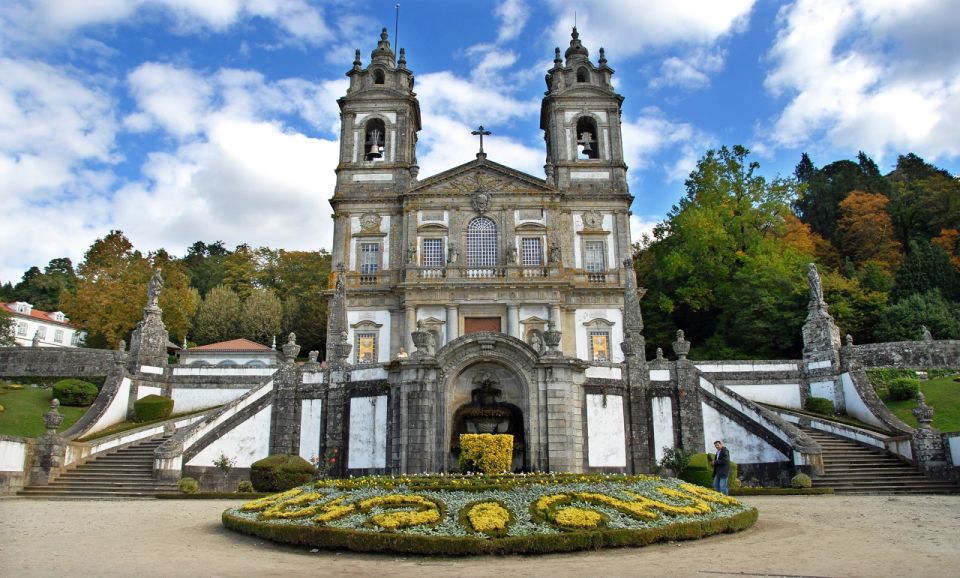 Private Tour From Porto: Guimarães and Braga - Guimarães Castle
