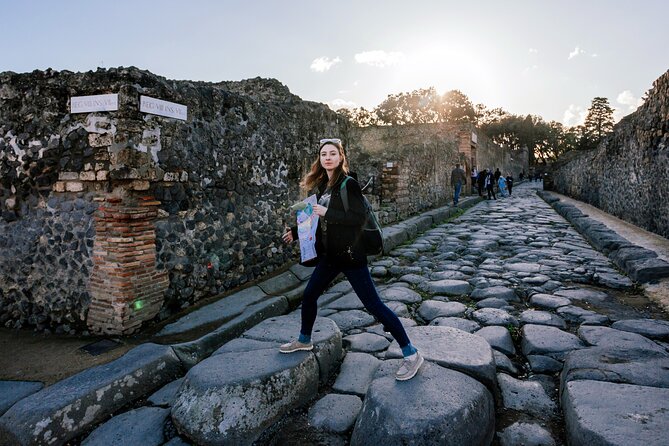 Private Tour From Salerno to Vietri Sul Mare, Pompeii and Paestum - Exploring Vietri Sul Mare