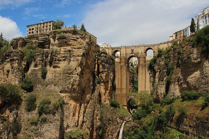 Private Tour from Seville to Setenil and Zahara and Ronda - What’s Not Included and Planning Tips