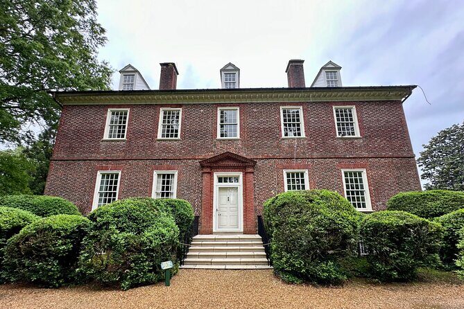 Private tour from Williamsburg to Berkeley Plantation - Visiting Berkeley Plantation: A Close-Up of America’s Origins