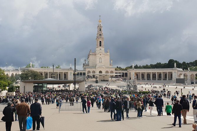 Private Tour Full Day Fátima - Porto - Óbidos - from Lisbon - The Itinerary in Detail: What to Expect