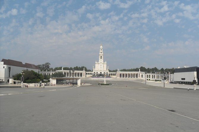 Private Tour Full Day Fátima - Porto - Óbidos - from Lisbon - What Travelers Say: Authentic Feedback