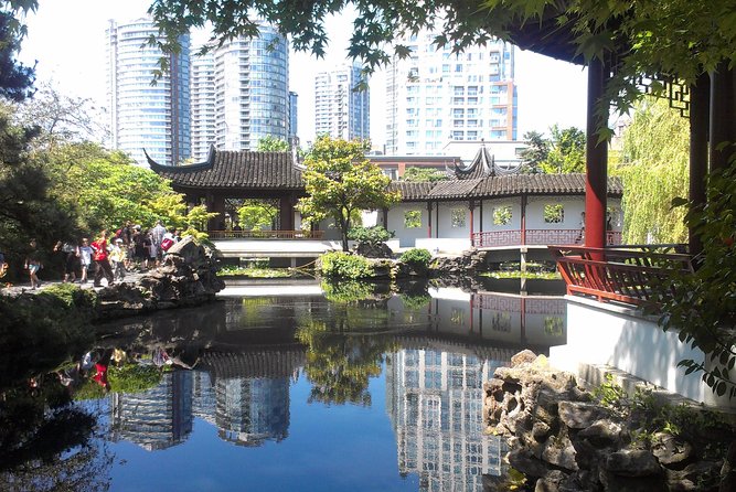Private Tour: Gardens of Vancouver - Accessibility and Participation