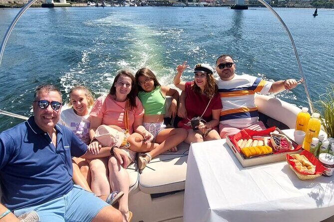 Private Tour in Douro, with tasting,on a Yacht for up to 5 People - Who Should Book This Tour?