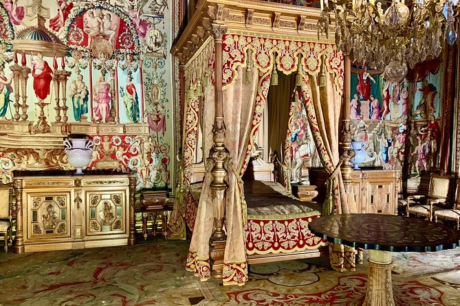 Private Tour in Fontainebleau Palace With Skip-The-Line Ticket - Inclusions and Accessibility