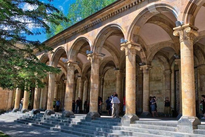 Private Tour: Jermuk, Noravank, Areni, Khor Virap - Logistics