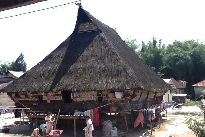 Private Tour: Karo Highlands and Lake Toba From Medan - Tour Inclusions