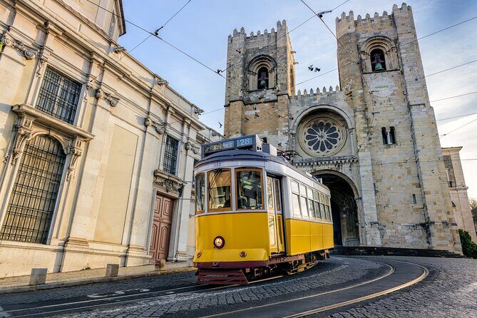 Private tour Lisbon and Sintra - Key Points