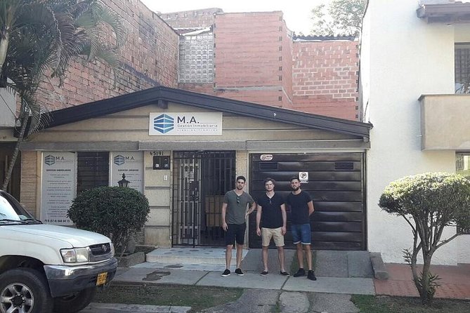Private Tour: Medellin City – Pablo Escobar and Food Tour - Significant Locations and Landmarks