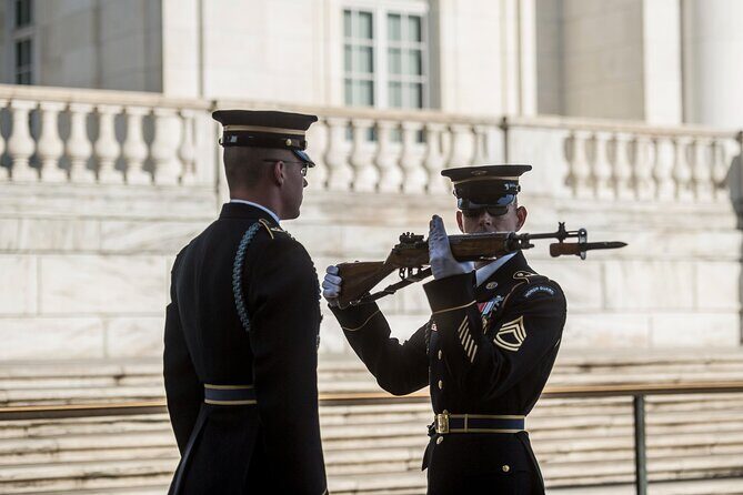 Private Tour of Arlington Cemetery (English/Portuguese) - Frequently Asked Questions