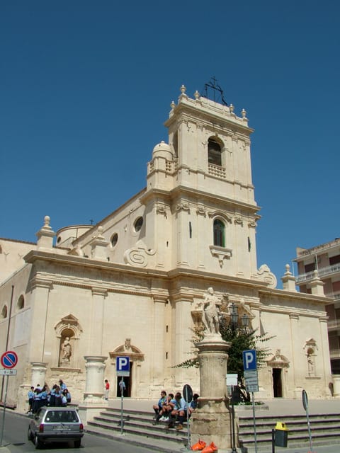 Private Tour of Avola: Explore the Heart of Sicily with Wine Tasting - Practical Details and Value