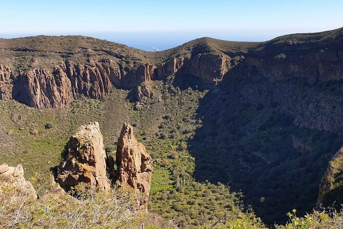 Private Tour of Gran Canaria Volcano and Canary Wine Tasting - Visiting Inland Wine Villages