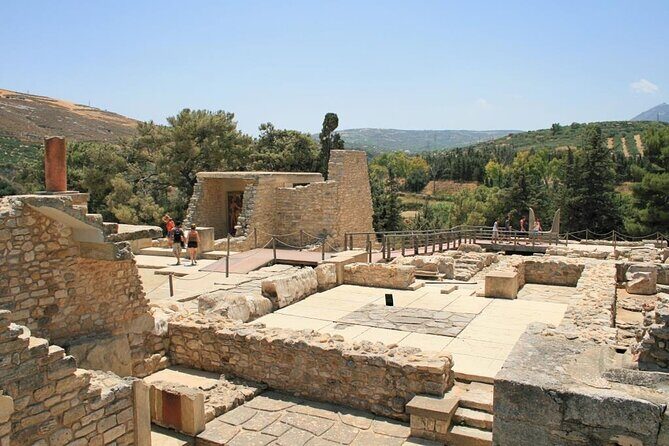 Private Tour of Knossos Minoan Palace and Archaeological Museum - Practical Details: Comfort, Timing, and Value