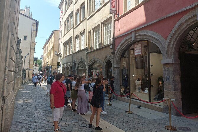 Private tour of old Lyon - 2 hours - Key Points