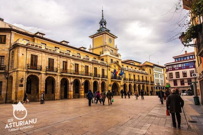 Private Tour of Oviedo - Experience Oviedos Architectural Blend