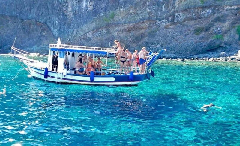 Private tour of Pantelleria by gozzo with skipper and lunch - Exploring the Pantelleria Gozzo Tour in Detail