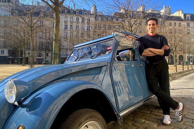 Private Tour of Paris in a convertible citroën 2CV - Key Points