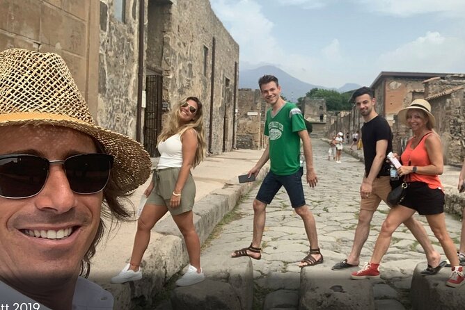 Private Tour of Pompeii - Tragic Stories of Victims