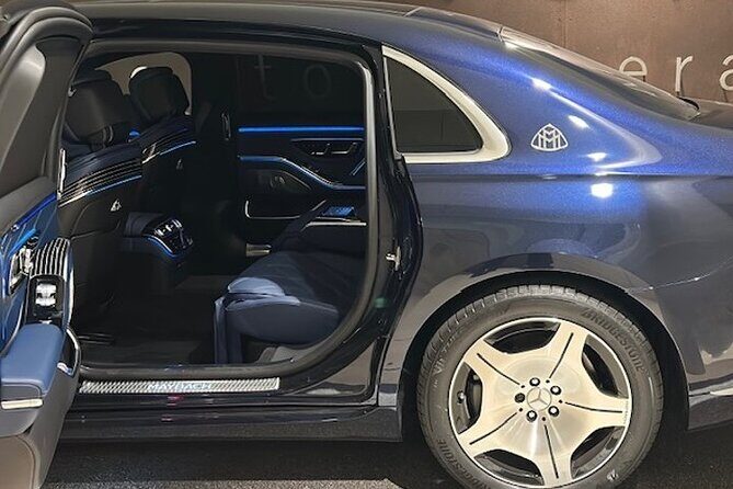 Private tour of Rome 4 hours with Mercedes Maybach S 580 4 matic - Key Points