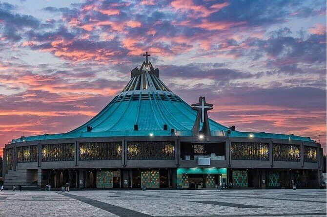 Private Tour of the Basilica of Guadalupe with Transportation + Tamales and Atole - Key Points