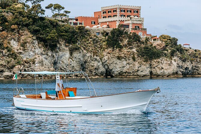 Private tour of the island of Ischia with Gozzo Aprea 35ft - FAQ