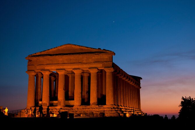 Private Tour of the Valley of the Temples Review - Guide Knowledge and Storytelling