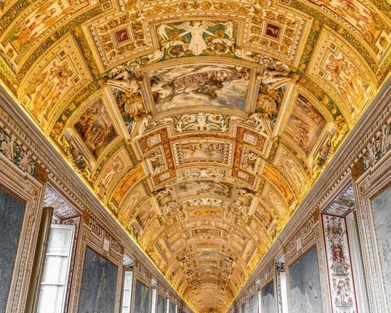 Private tour of the Vatican Museums, Sistine Chapel and Raphael Rooms - A Well-Organized Journey into Vatican Art