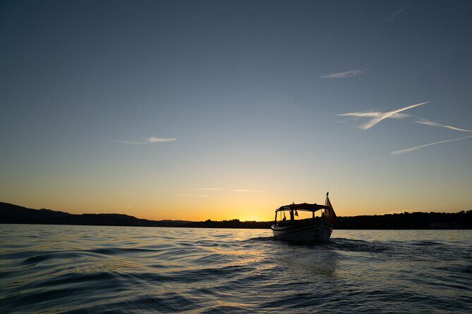 Private tour on Lake Lucerne from Weggis - An In-Depth Look at the Lake Lucerne Private Tour