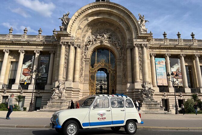 Private tour Paris Sightseeing 2 hours in Renault 4L electric - Key Points