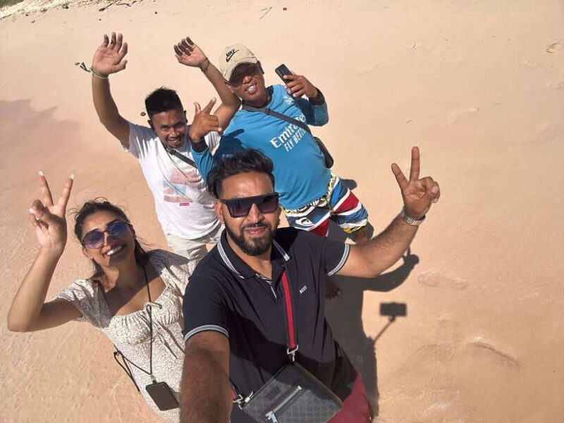 "Private Tour: Pink Beach Lombok Gili Islands & Sand Island" - FAQ