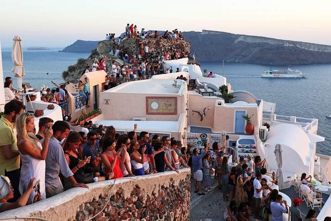 Private Tour Santorini Best Attractions - Oias Main Street Shopping