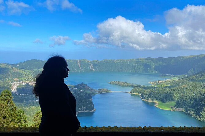 Private Tour: Sete Cidades, Lagoa do Fogo, Pineapple Plantation - An Overview of the Experience