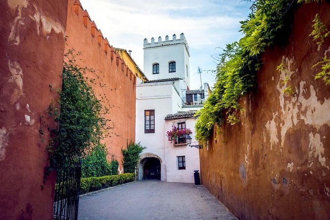 Private Tour: Seville City Tour (Cathedral, Royal Alcázar and Santa Cruz) - Booking Confirmation and Policies