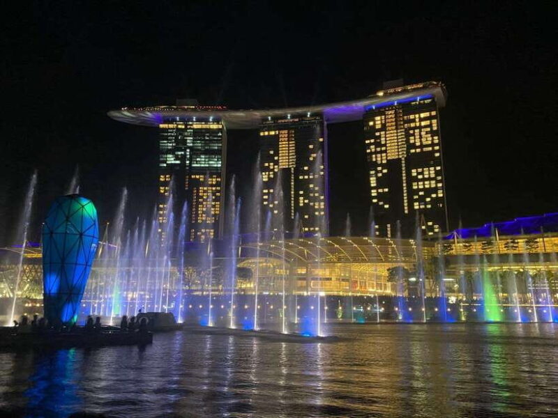 Private Tour sightseeing Marina Bay Sands+River Cruise(Max6) - Key Points