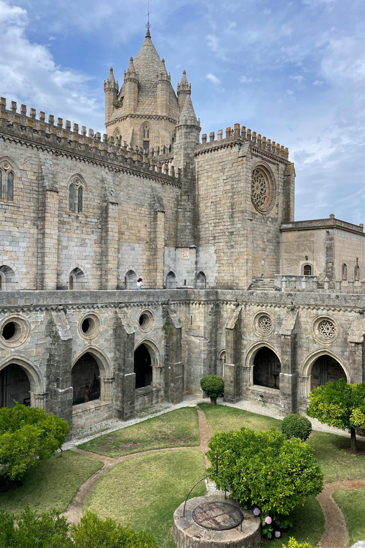Private Tour: Spent a Day in Evora, the Heart of Alentejo - Tour Inclusions and Exclusions