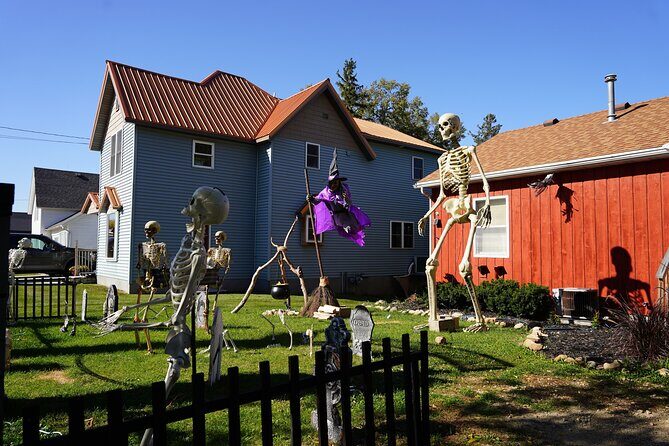 Private Tour Stranger Things "The Upside Down" Film Locations - A Closer Look at the Itinerary