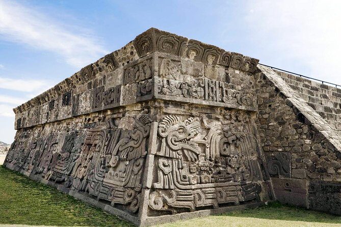 Private Tour: Taxco and Xochicalco Day Trip from Mexico City - Key Points  