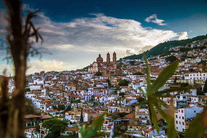 Private Tour: Taxco and Xochicalco Day Trip from Mexico City - The Itinerary: A Closer Look  