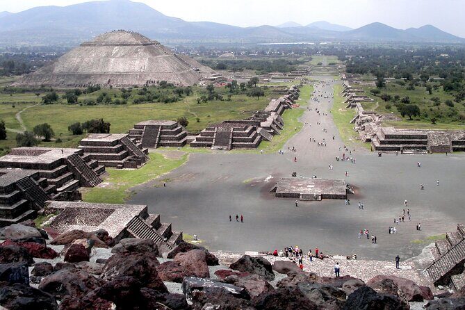 Private Tour: Teotihuacan Pyramids and Shrine of Guadalupe with lunch - An In-Depth Look at the Itinerary