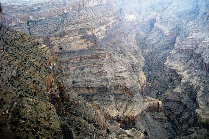 Private Tour: The Grand Canyon of Oman and Jebel Shams Day Trip - Meeting and Pickup Details